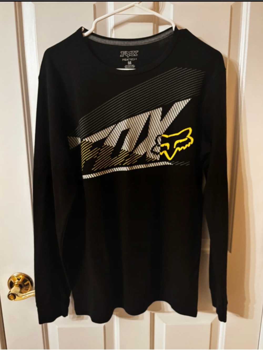 Fox Vintage Men’s Black Long-Sleeve Graphic Shirt - Yellow Accent